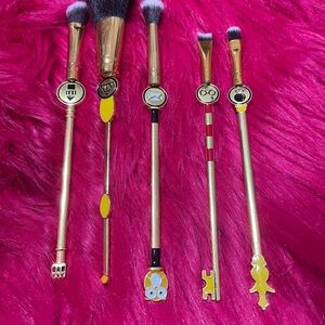 Harry Potter makeup brushes